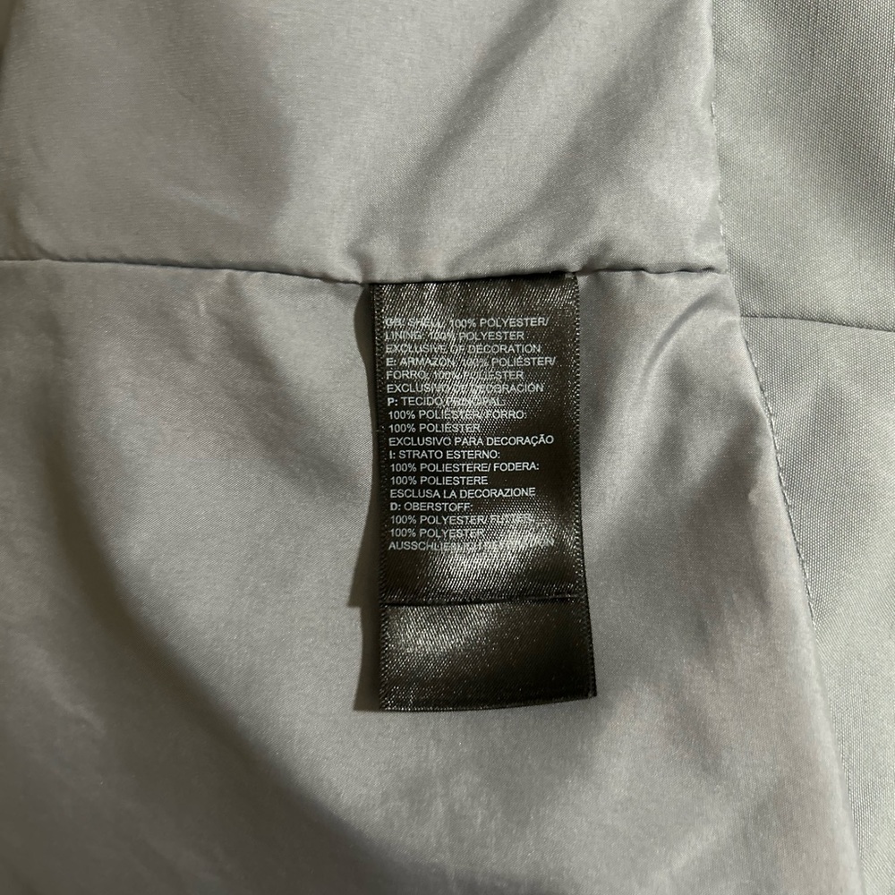 The North Face Women's Charcoal Ski Jacket - Picture 4 of 4